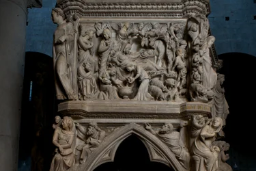 Die Verkündigung, Geburt und Verkündigung an die Hirten, auf der Kanzel in der Kirche Sant